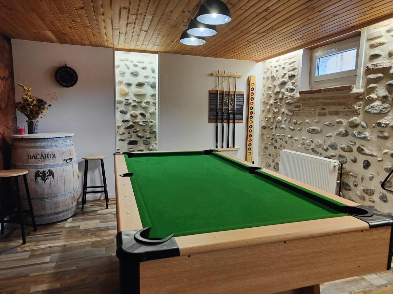 Villa Garona Avec Billard Proche Pyrenees Cazeres Extérieur photo