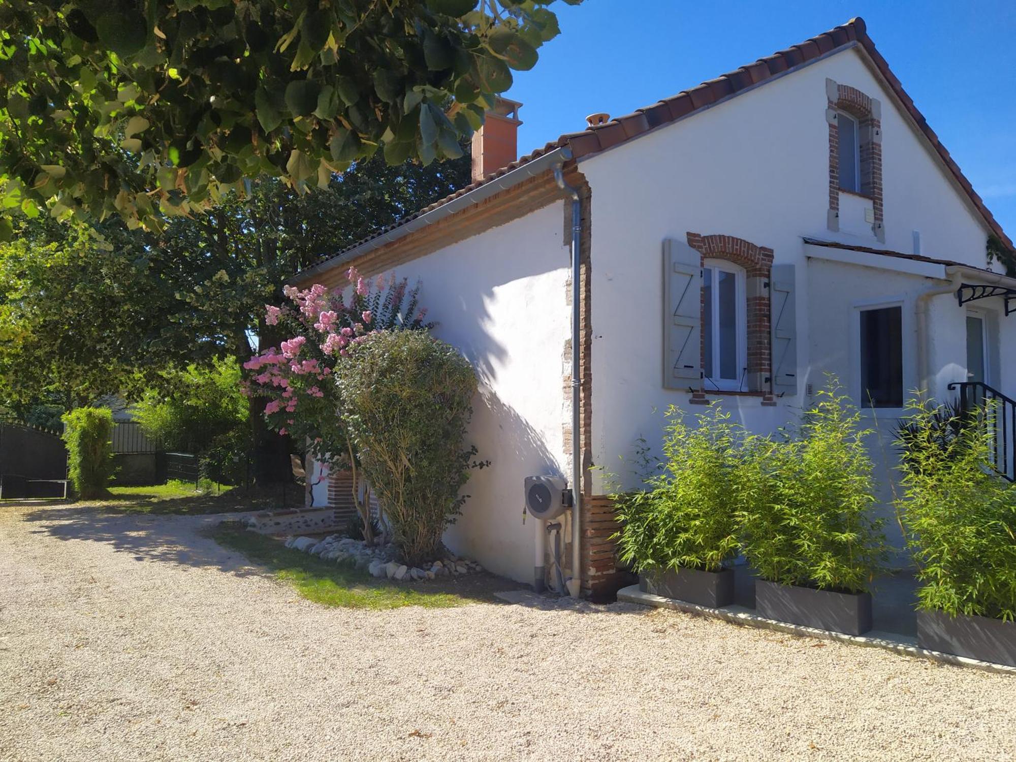 Villa Garona Avec Billard Proche Pyrenees Cazeres Extérieur photo
